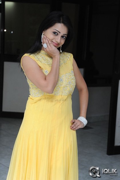 Reshma-at-Jeelakarra-Bellam-Movie-Press-Meet